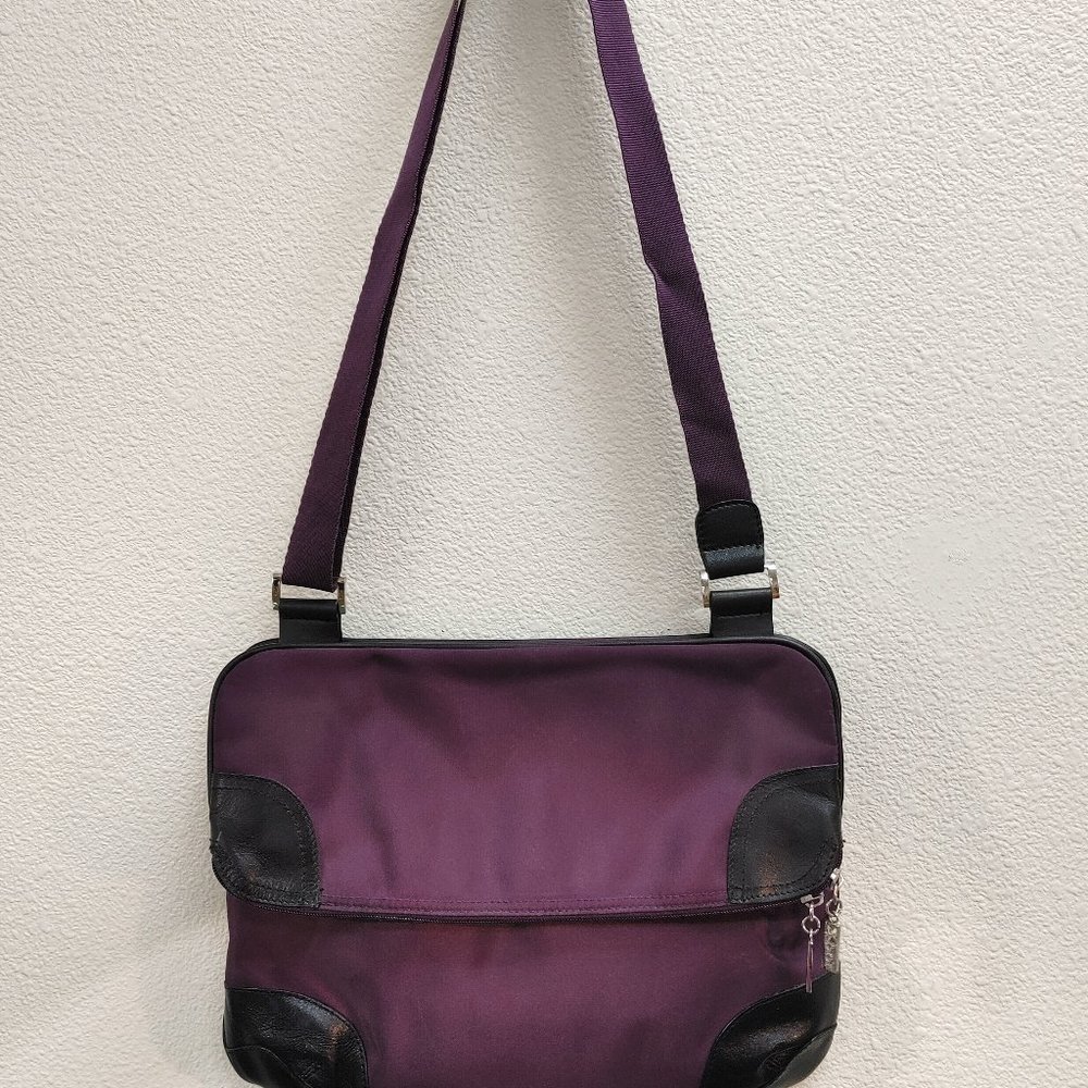 MAXX NEW YORK PLUM NYLON TOTE WITH ZIPPERED AND SNAP CLOSURES